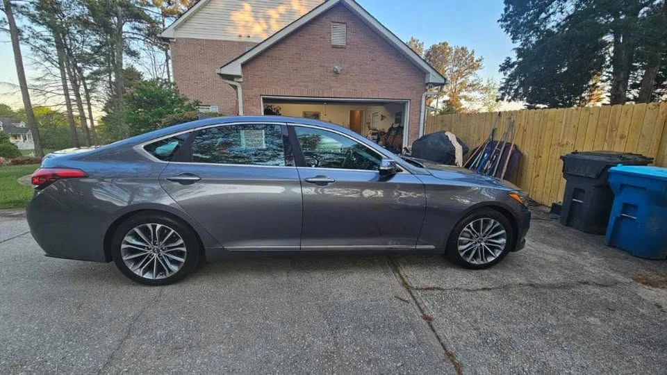 2016 Hyundai Genesis - Image 2 of 4