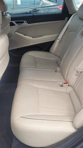 2016 Hyundai Genesis - Image 6 of 7