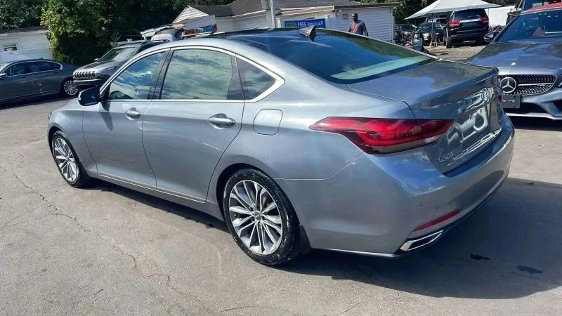 2016 Hyundai Genesis - Image 2 of 12