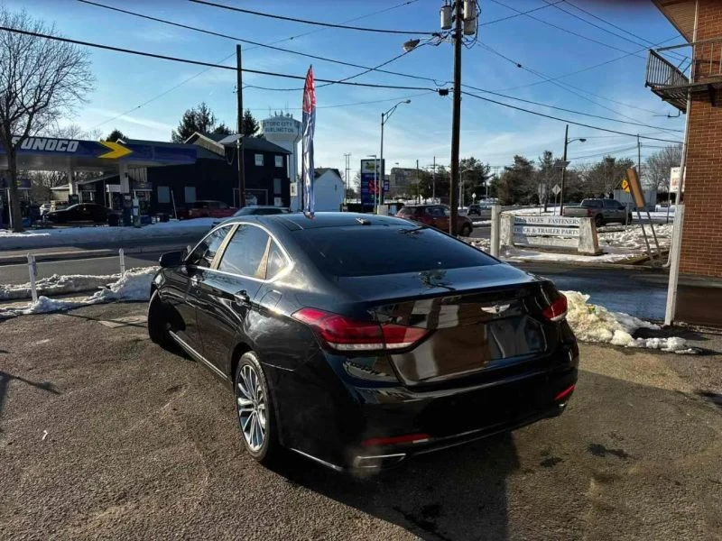 2016 Hyundai Genesis - Image 11 of 12