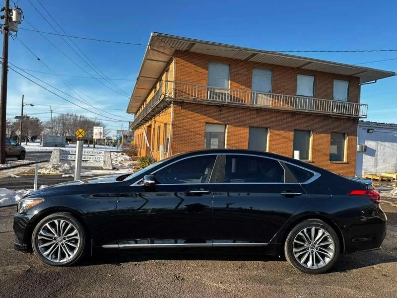2016 Hyundai Genesis - Image 10 of 12