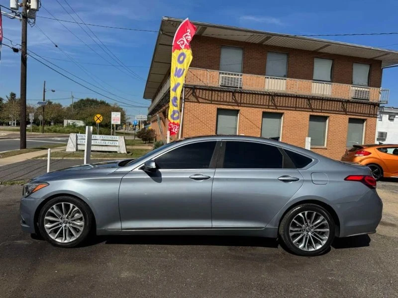 2016 Hyundai Genesis - Image 9 of 12