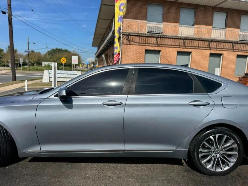 2016 Hyundai Genesis - Image 7 of 12