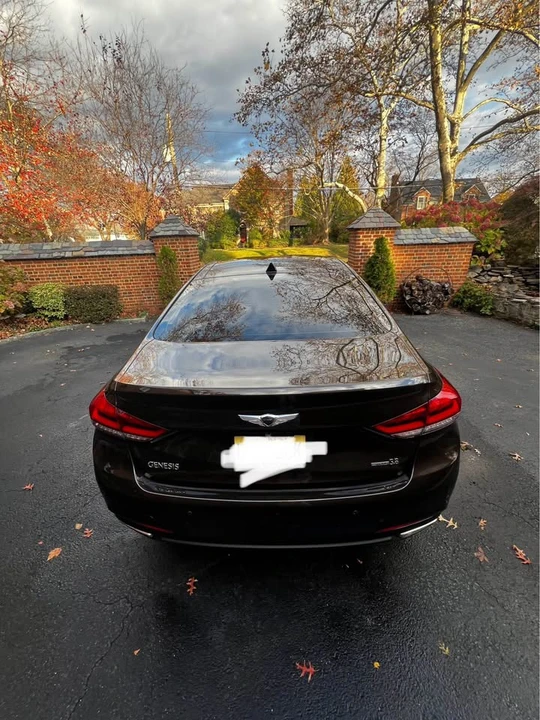 2016 Hyundai Genesis - Image 6 of 6