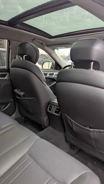 2016 Hyundai Genesis - Image 5 of 8