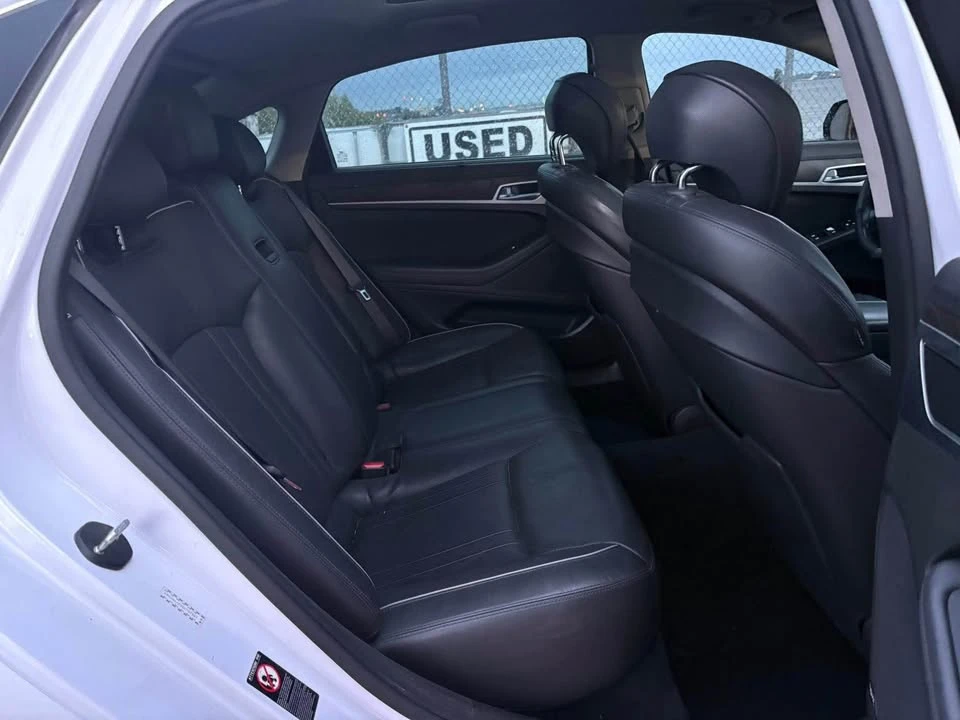 2016 Hyundai Genesis - Image 14 of 14