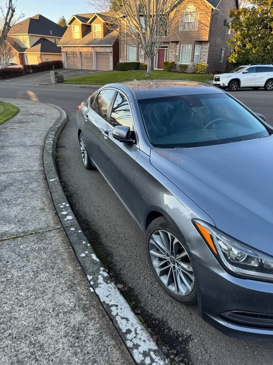2016 Hyundai Genesis - Image 3 of 13