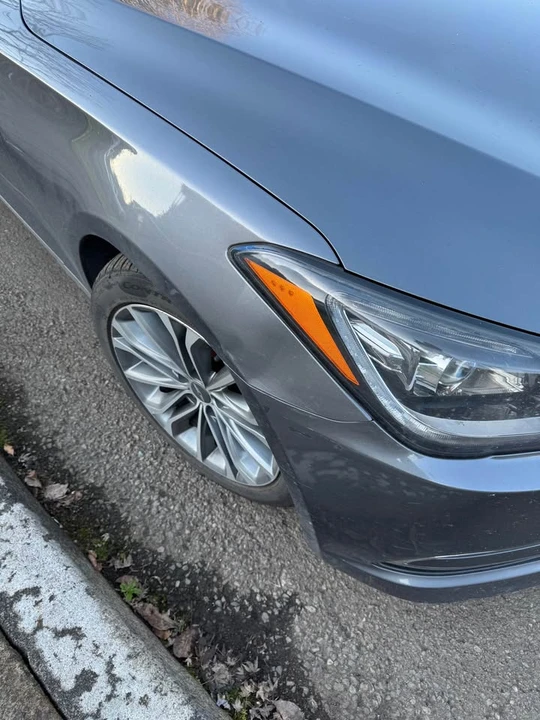2016 Hyundai Genesis - Image 7 of 13
