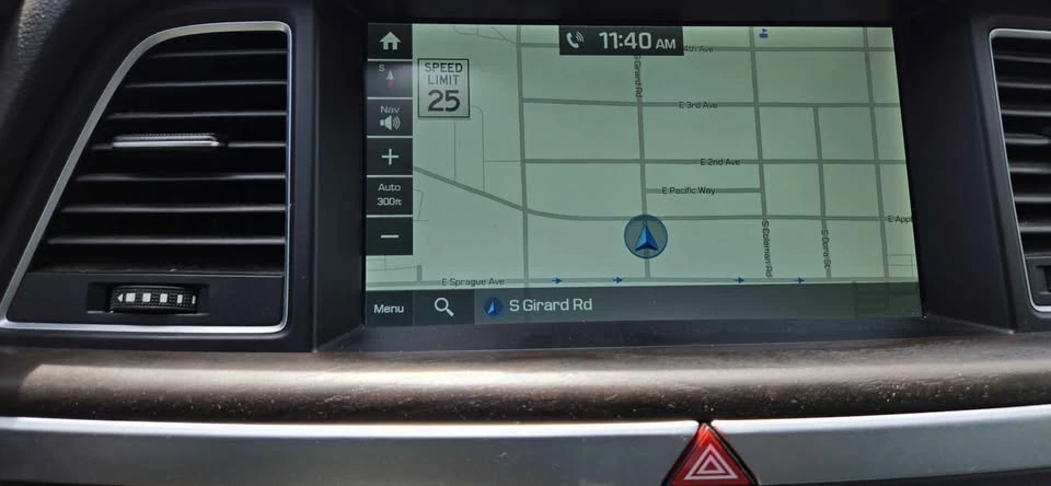 2016 Hyundai Genesis - Image 12 of 19