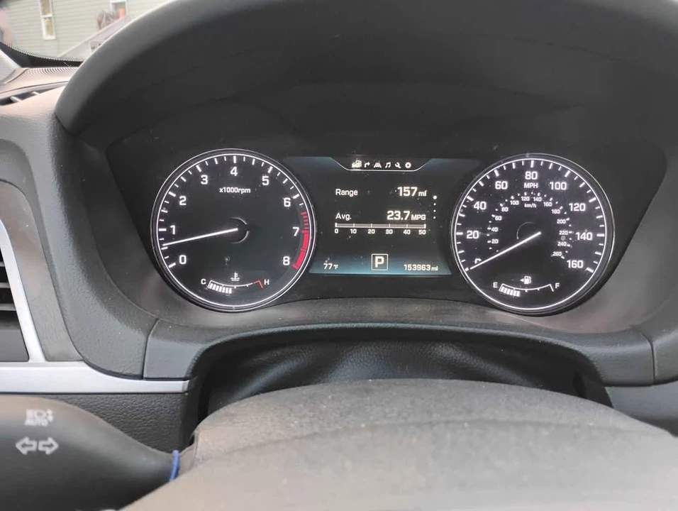 2016 Hyundai Genesis - Image 16 of 17