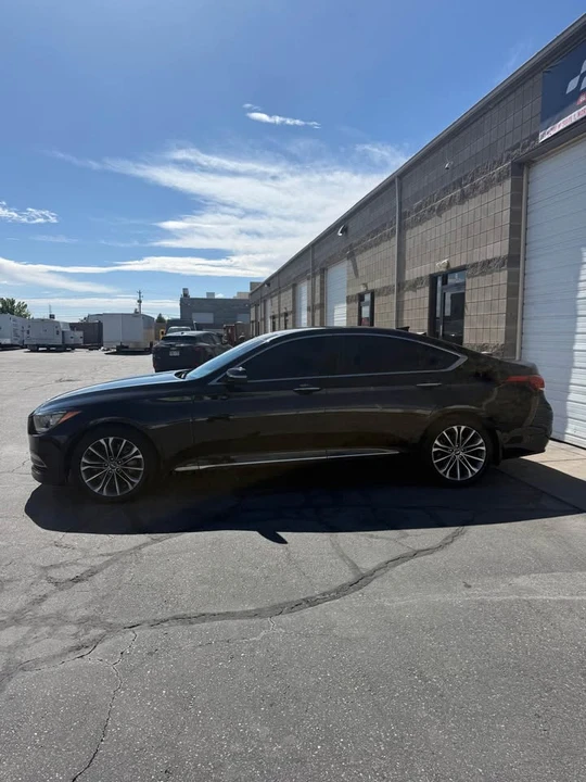 2016 Hyundai Genesis - Image 5 of 12