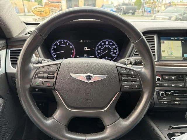 2016 Hyundai Genesis - Image 17 of 21