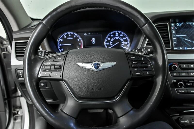 2016 Hyundai Genesis - Image 23 of 31