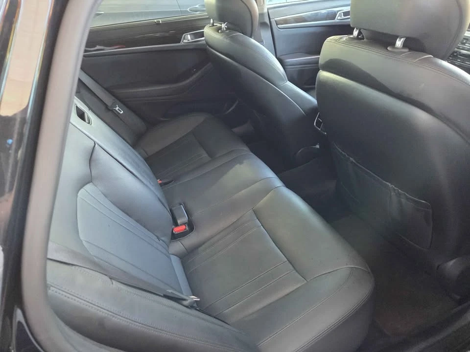 2016 Hyundai Genesis - Image 3 of 10