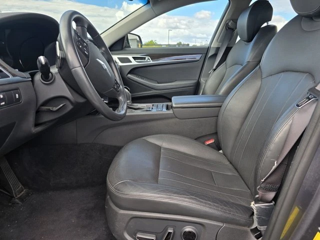2016 Hyundai Genesis - Image 8 of 9