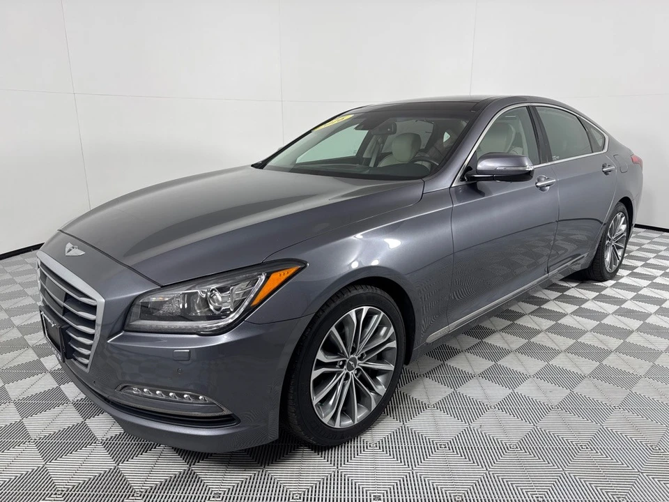 2016 Hyundai Genesis - Image 8 of 12