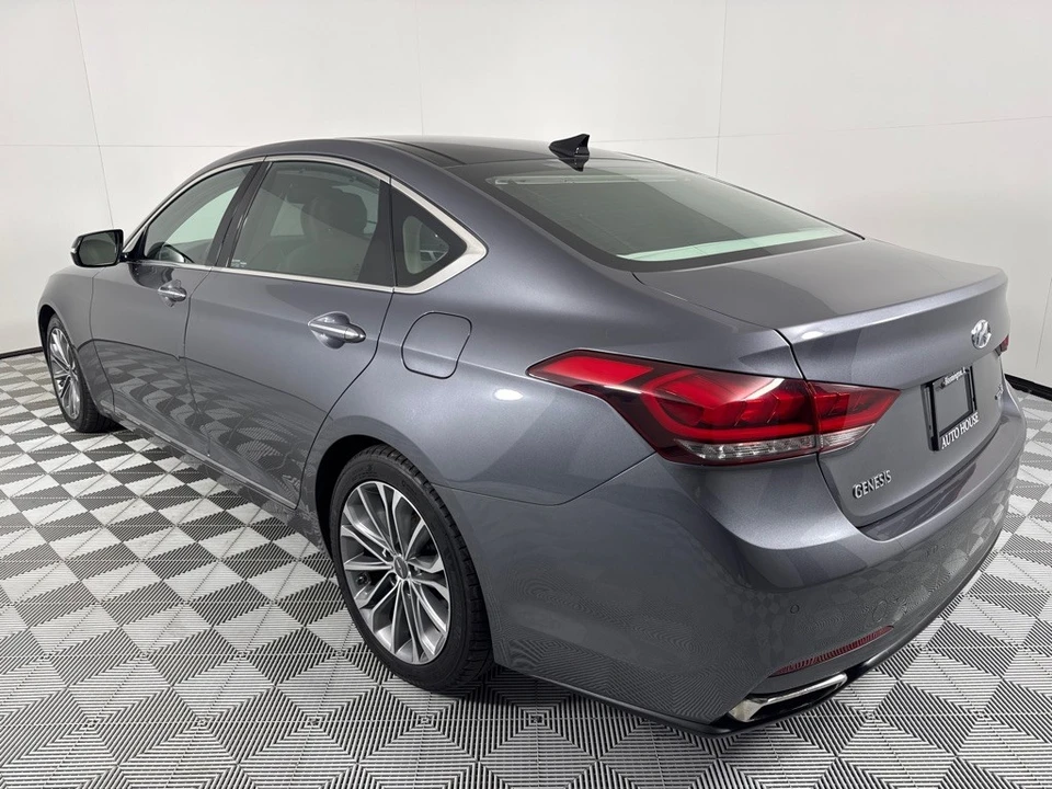 2016 Hyundai Genesis - Image 6 of 12