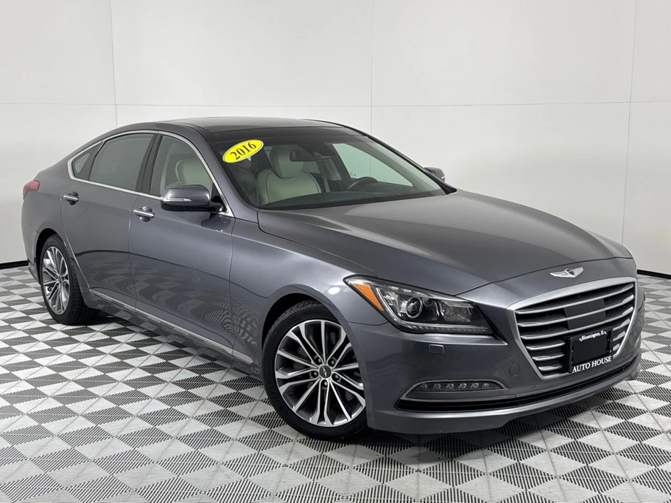2016 Hyundai Genesis - Image 2 of 12