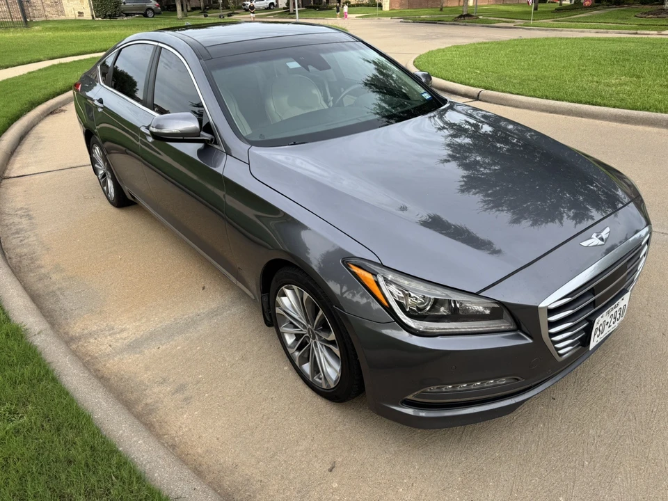 2016 Hyundai Genesis - Image 7 of 25