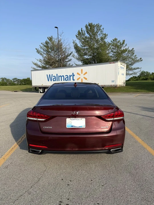 2016 Hyundai Genesis - Image 4 of 12