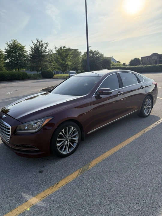 2016 Hyundai Genesis - Image 2 of 12