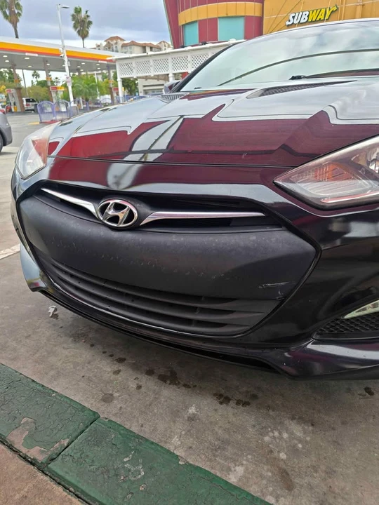 2016 Hyundai Genesis - Image 5 of 10