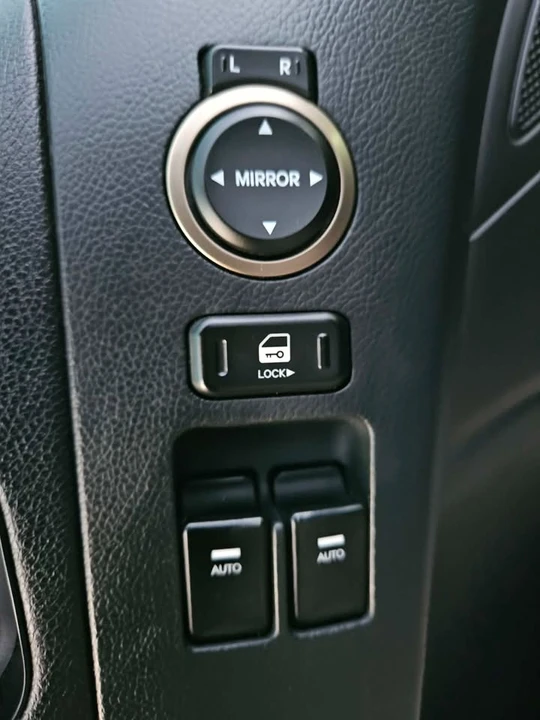 2016 Hyundai Genesis Coupe - Image 14 of 20