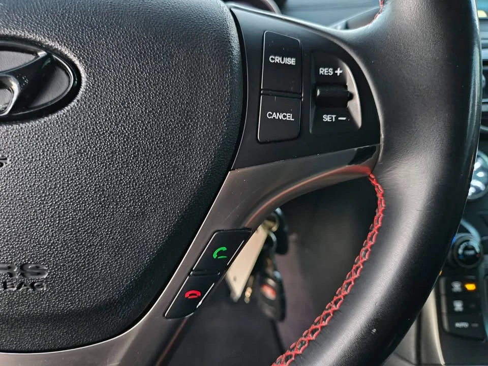 2016 Hyundai Genesis Coupe - Image 15 of 20