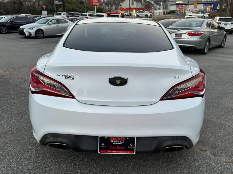 2016 Hyundai Genesis Coupe - Image 7 of 17
