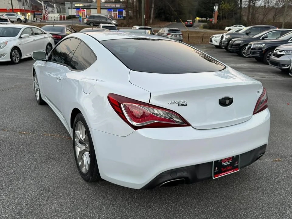 2016 Hyundai Genesis Coupe - Image 6 of 17