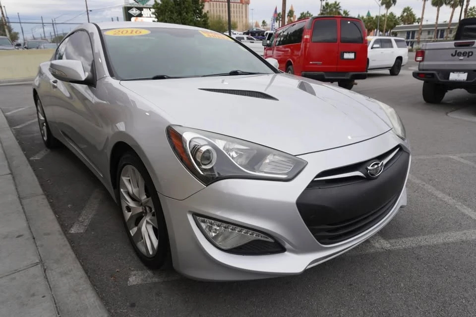 2016 Hyundai Genesis Coupe - Image 6 of 20
