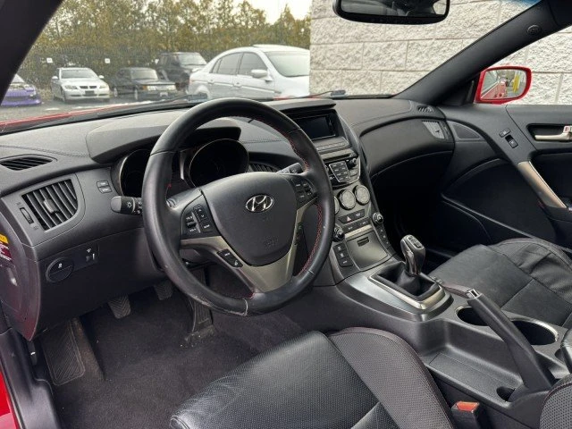 2016 Hyundai Genesis Coupe - Image 6 of 17