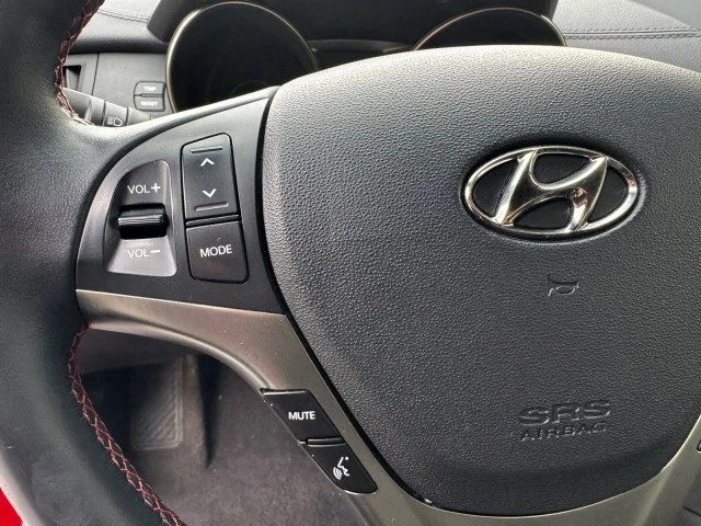 2016 Hyundai Genesis Coupe - Image 17 of 17