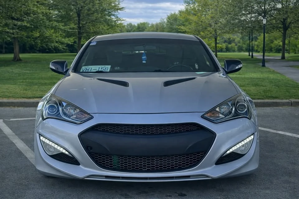 2016 Hyundai Genesis Coupe - Image 2 of 8