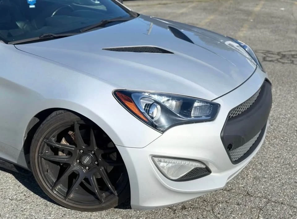 2016 Hyundai Genesis Coupe - Image 2 of 12