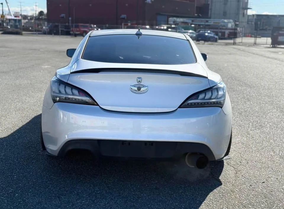 2016 Hyundai Genesis Coupe - Image 4 of 12