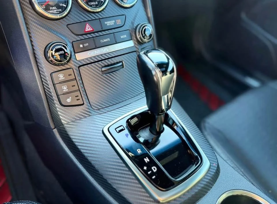 2016 Hyundai Genesis Coupe - Image 9 of 12