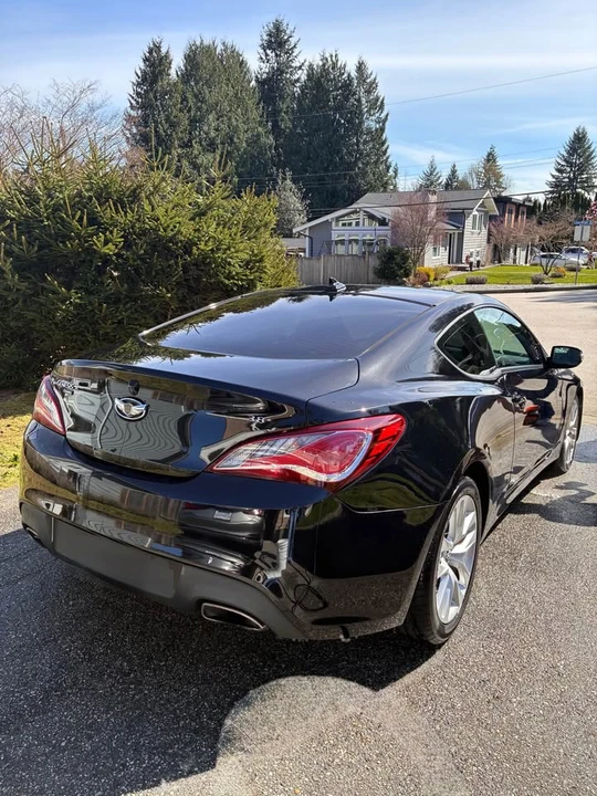 2016 Hyundai Genesis Coupe - Image 17 of 17