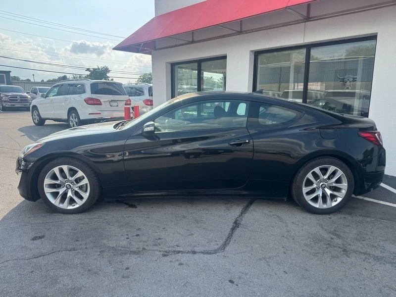 2016 Hyundai Genesis Coupe - Image 3 of 4