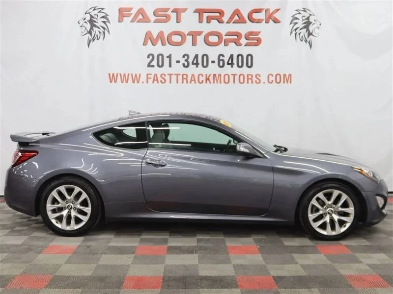 2016 Hyundai Genesis Coupe - Image 4 of 12