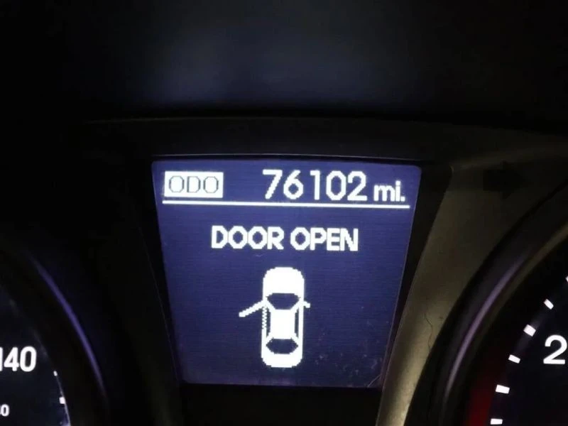 2016 Hyundai Genesis Coupe - Image 7 of 12