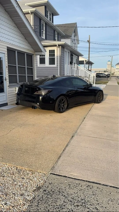 2016 Hyundai Genesis Coupe - Image 4 of 7