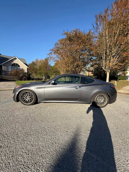 2016 Hyundai Genesis Coupe - Image 4 of 15