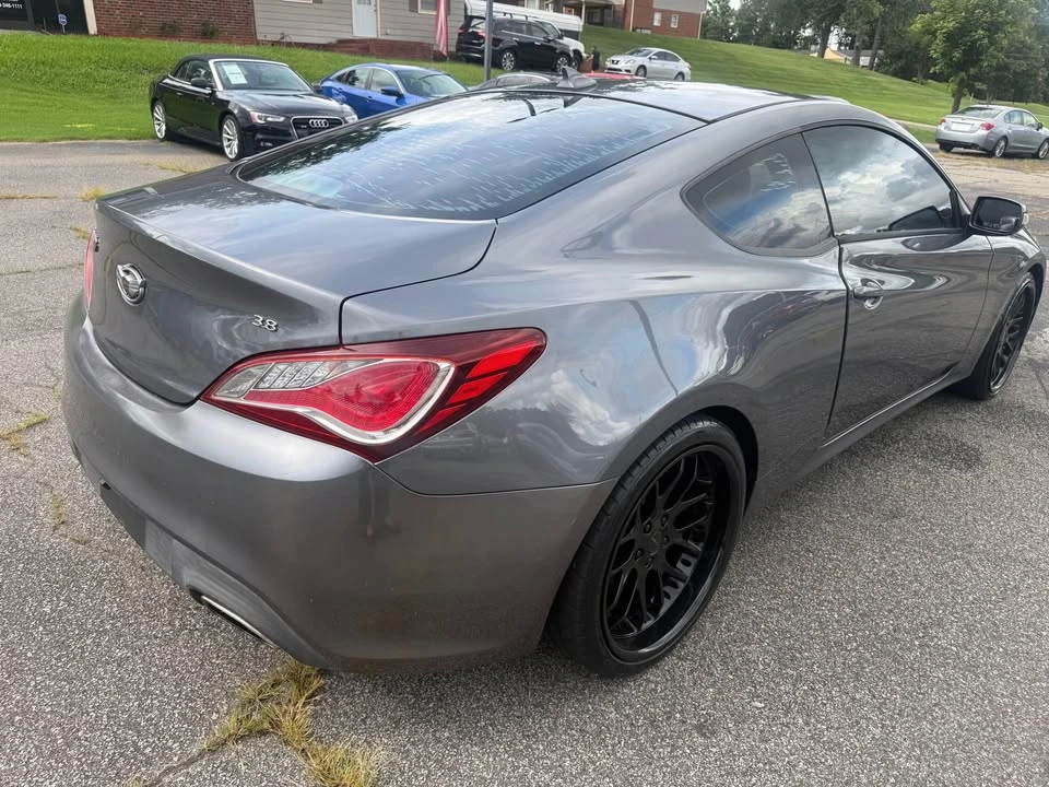 2016 Hyundai Genesis Coupe - Image 5 of 20