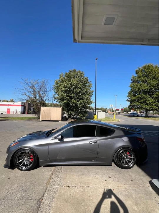 2016 Hyundai Genesis Coupe - Image 5 of 5