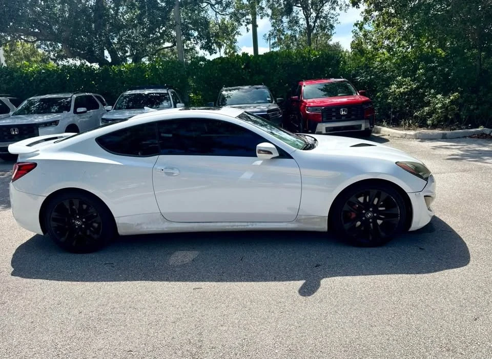 2016 Hyundai Genesis Coupe - Image 3 of 14
