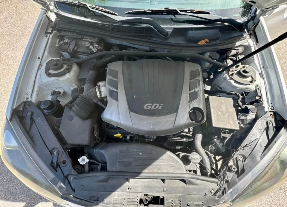 2016 Hyundai Genesis Coupe - Image 13 of 14