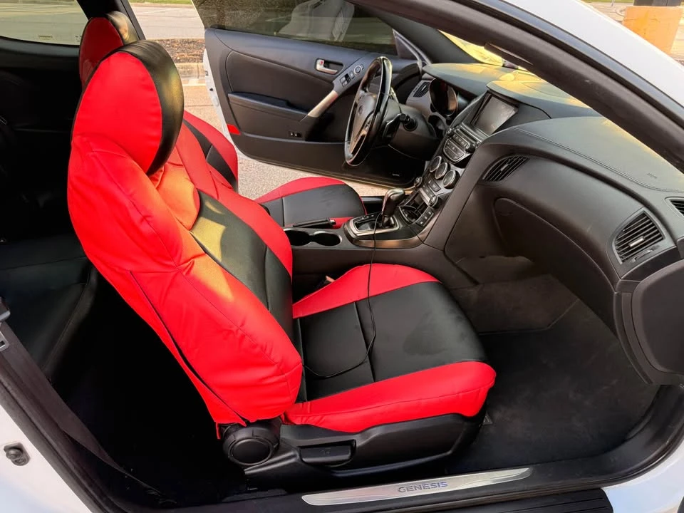 2016 Hyundai Genesis Coupe - Image 12 of 16
