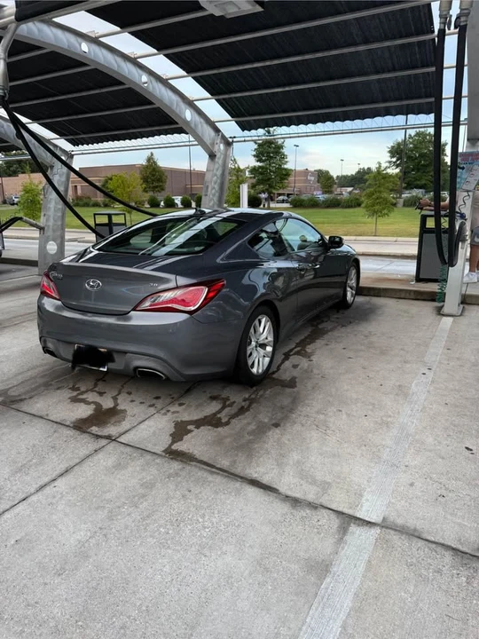 2016 Hyundai Genesis Coupe - Image 2 of 20