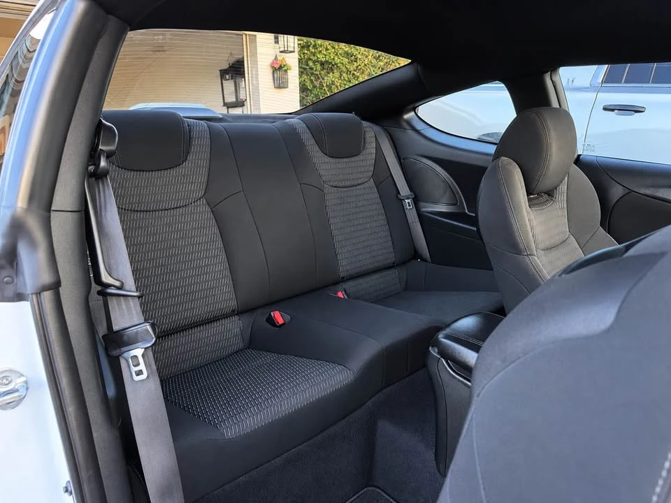 2016 Hyundai Genesis Coupe - Image 10 of 14